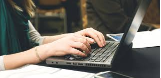 Hands on computer